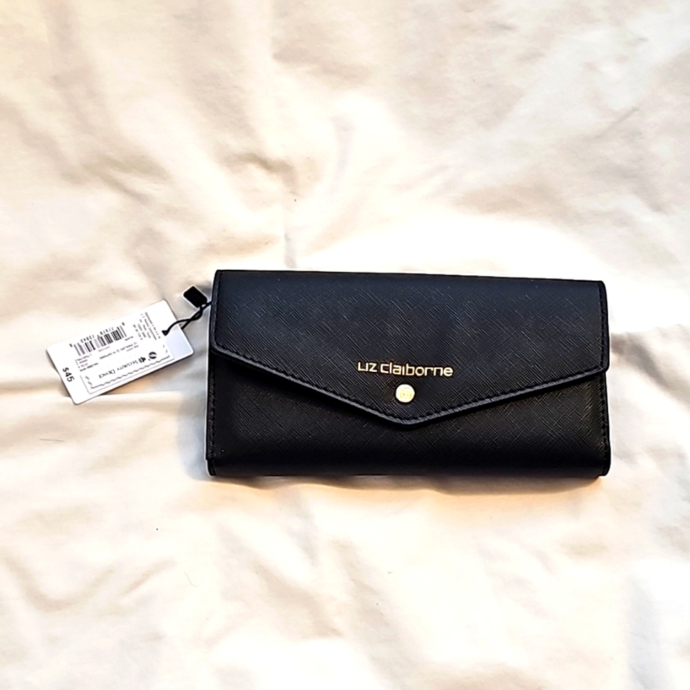 Brand new Liz Claiborne wallet in Black